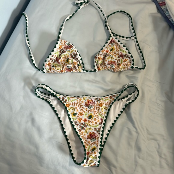 Bikini floral print - Picture 1 of 2